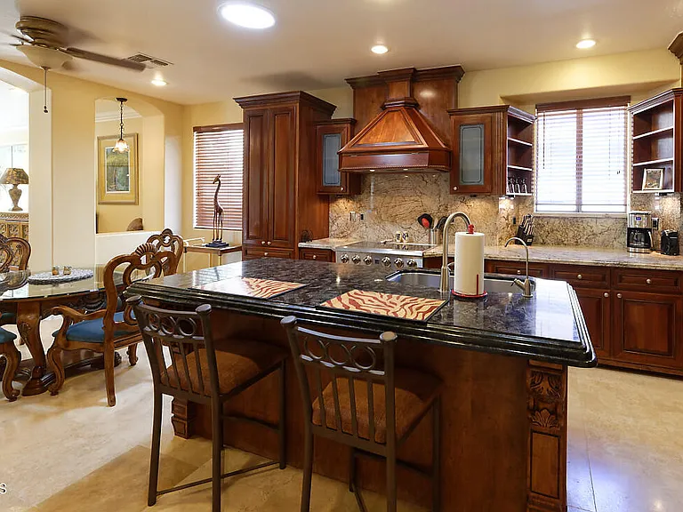 10220 E Cochise Dr — Photo 16