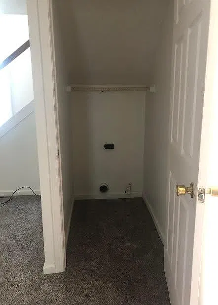 Clothes dryer hookup