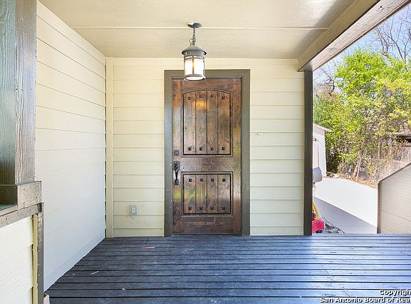 4th image of 123 Overhill Dr