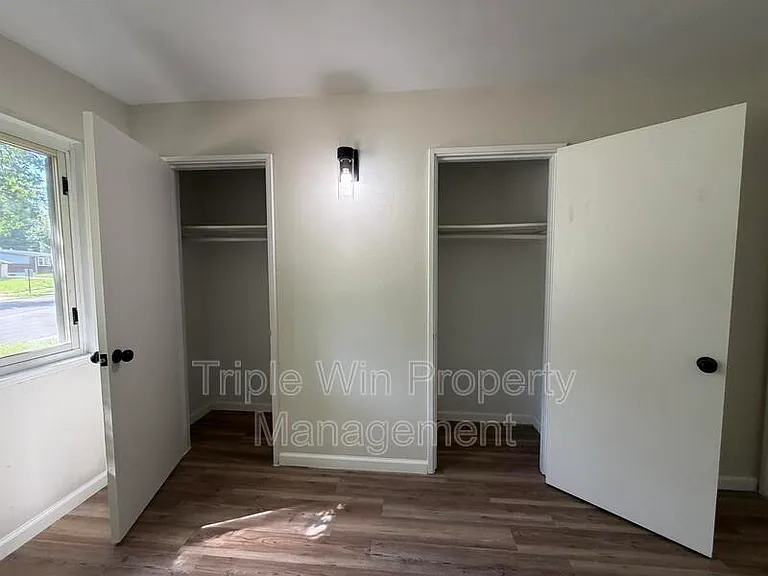 945 Paddock Dr — Photo 27