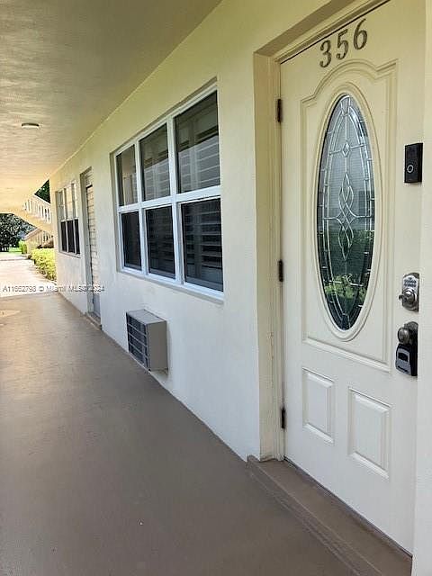1st image of 356 Windsor N #356-P