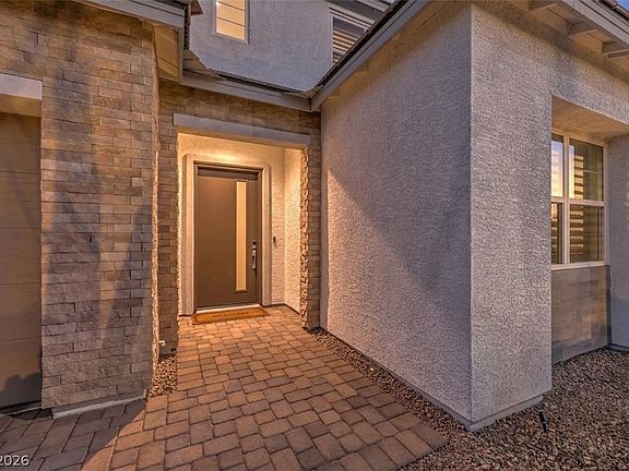 2nd image of 10214 Sequoia Glen Ave