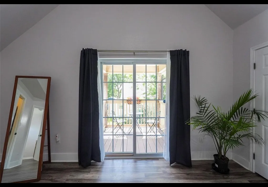 3 bed, 1733 sqft, $2,500 — Photo 3