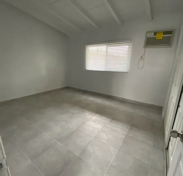 14929 Vanowen St #12 — Photo 9