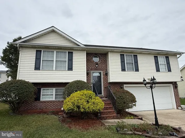 239 Ford Cir, Inwood, WV 25428
