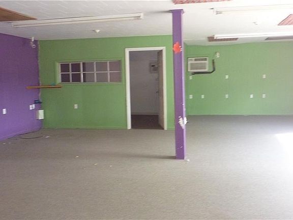 2nd image of 619 Henning Dr