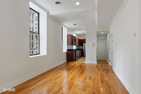 Rented by Corcoran | media 18