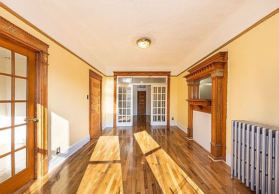 4th image of 697 Mac Donough St #2