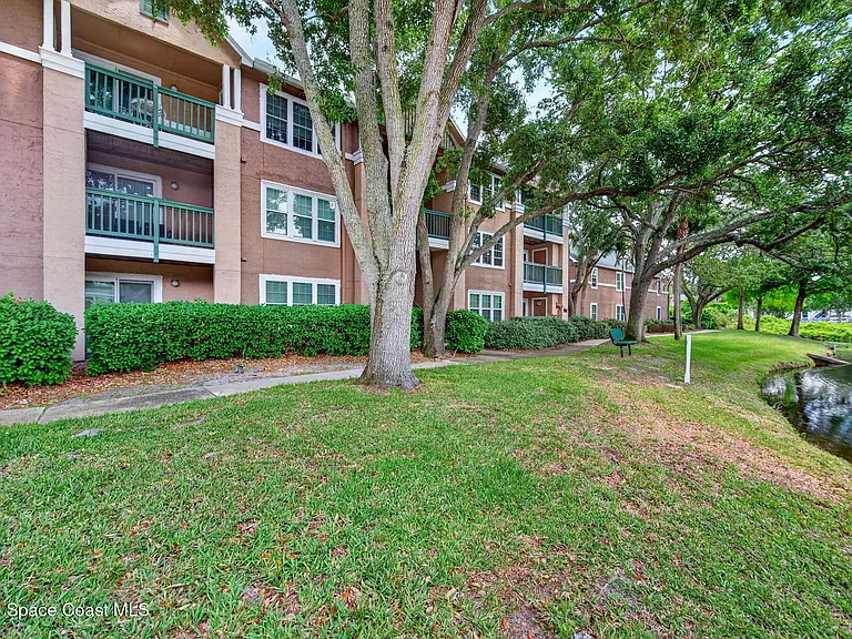 7667 N Wickham Rd #219 — Photo 32