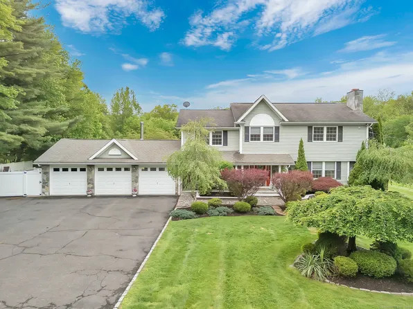 60 Thompson Street, Shelton, CT 06484