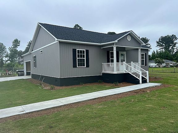 2nd image of 185 Narrow Paved Rd