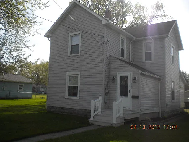 285 Glad St photo 1