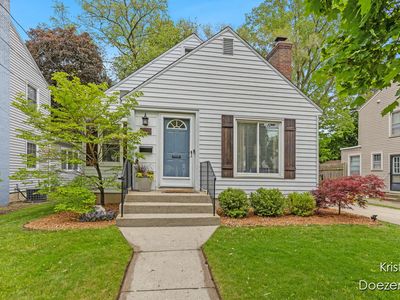 2426 Raymond Ave SE, Grand Rapids, MI, 49507
