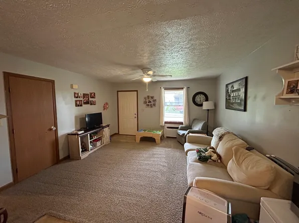 187 N 4th St #189, Waynesville, OH 45068