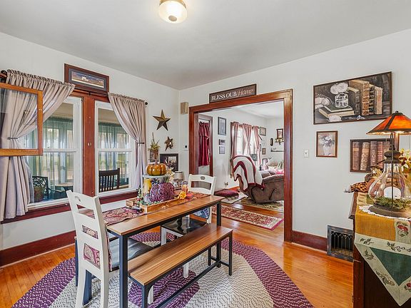 5th image of 208 Taylor St