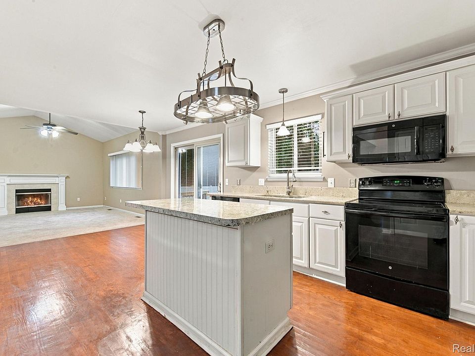 22085 Cherrywood Rd, photo 18