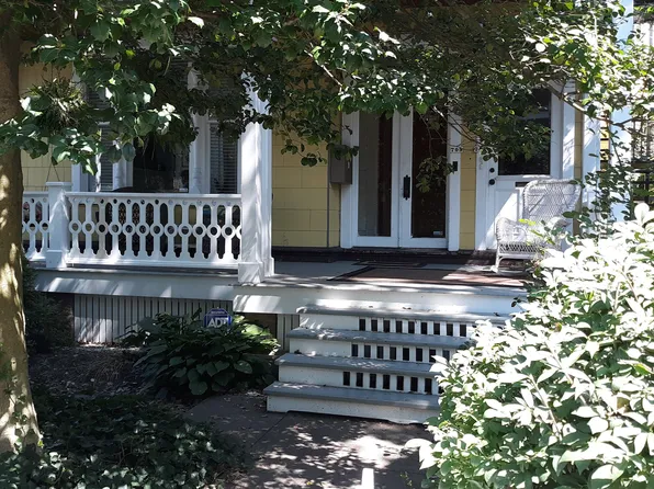 711 Summerlea St, Pittsburgh, PA 15232