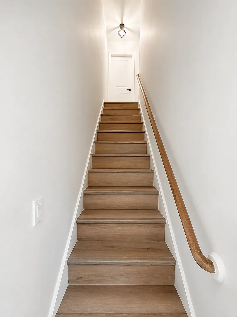 Newly Renovated 2 Bedroom Townhome - Moosup, CT — Photo 4