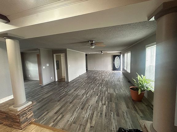 4th image of 153 Pine Glade Rd