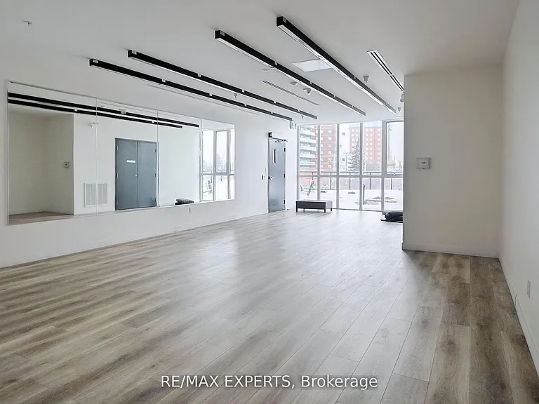 128 King St N #1202 — Photo 22