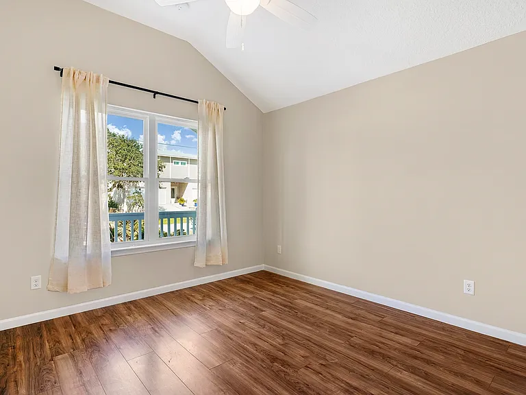 231 Majorca Rd — Photo 17