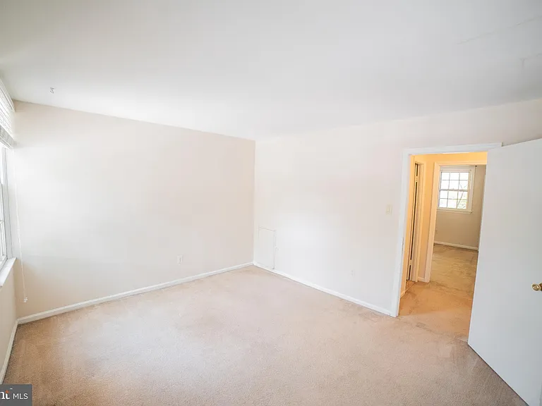 2300 Naudain St #N — Photo 15