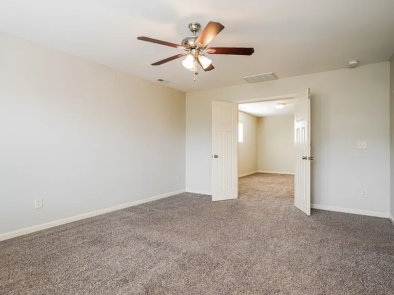 117 Callahan Trl — Photo 11
