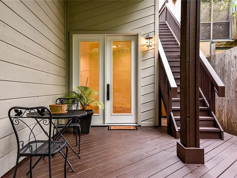 6030 Mount Bonnell Cv #DOWNSTAIRS — Photo 14