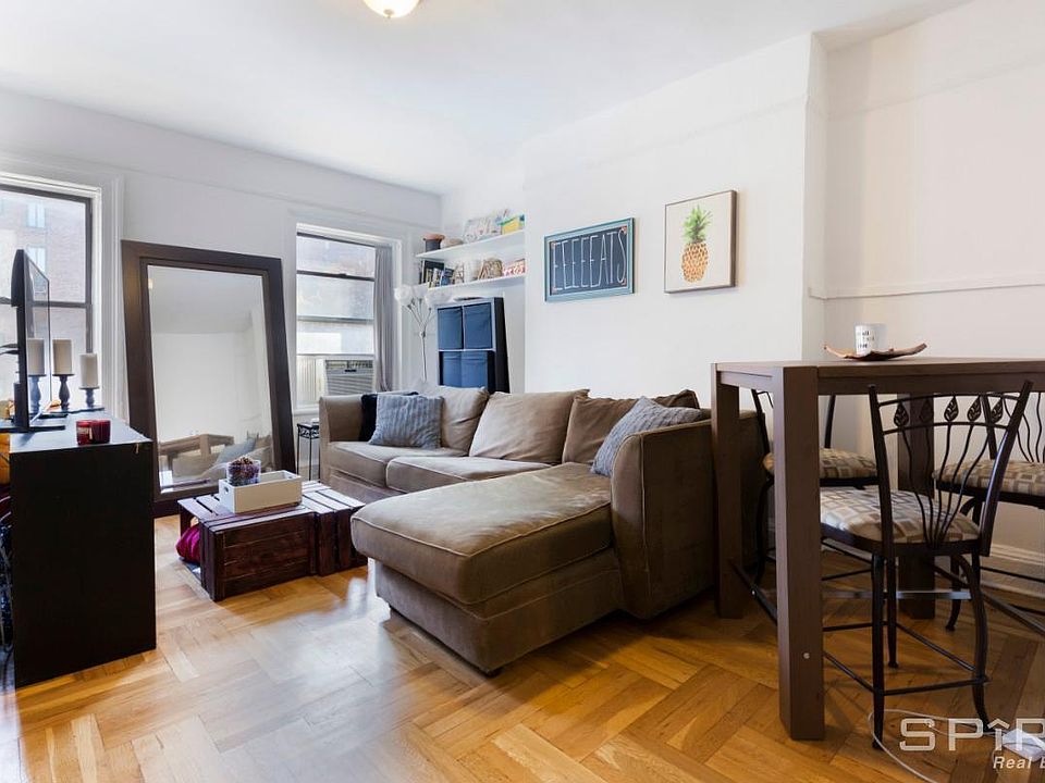 1st image of 315 1st Ave APT 2R