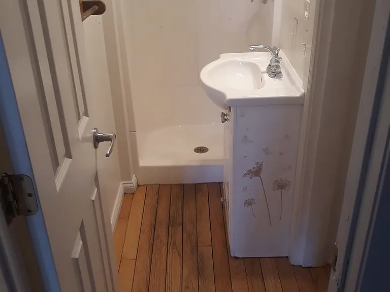 822 Lafayette St — Photo 5