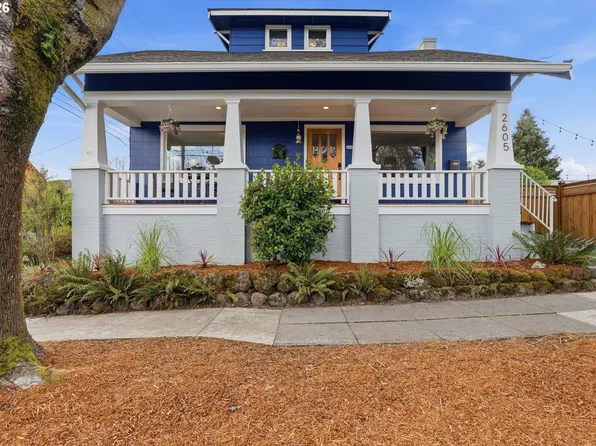 2605 SE Woodward St, Portland, OR 97202