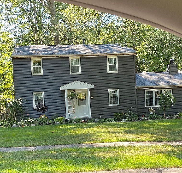 2nd image of 190 Fredericksburg Dr