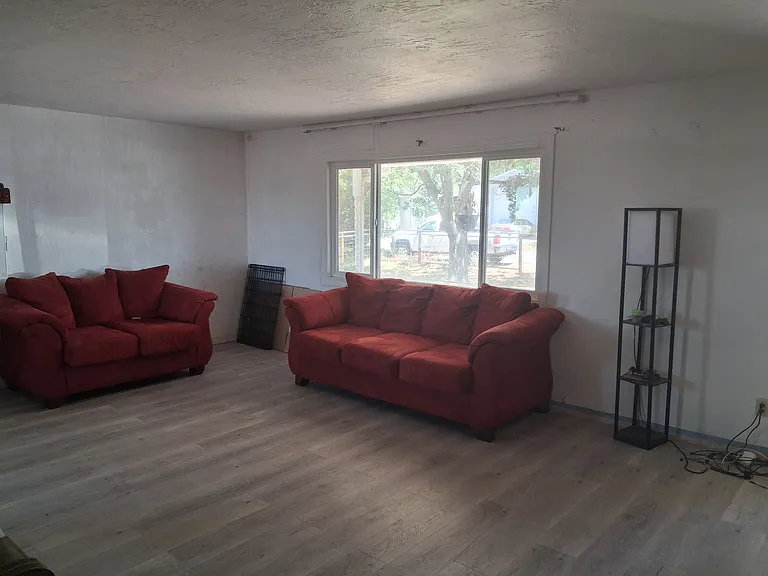 20 N 470 W — Photo 2