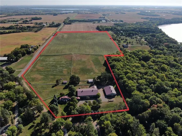 10668 Kimball Ave NW, Annandale, MN 55302