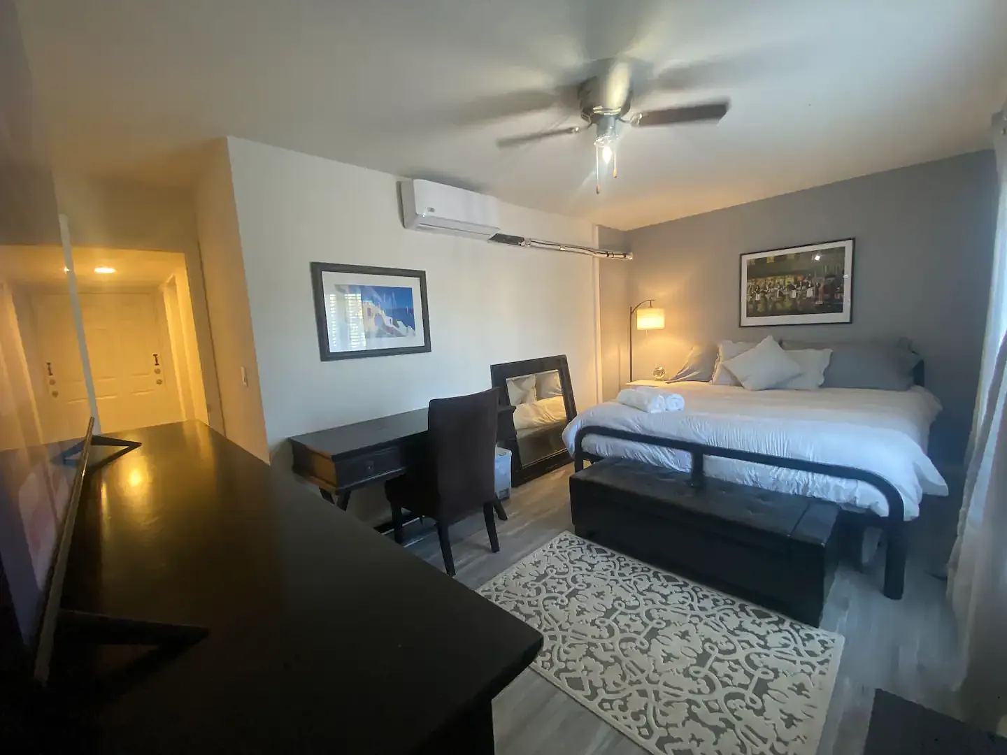 3 bed, 1.5 bath, $5,950 — Photo 2