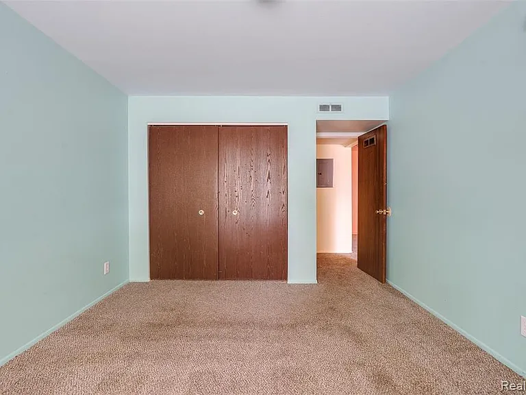 35281 Lewis St — Photo 24