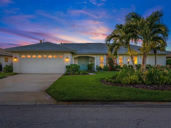 2011 Michigan Ave NE, Saint Petersburg, FL 33703