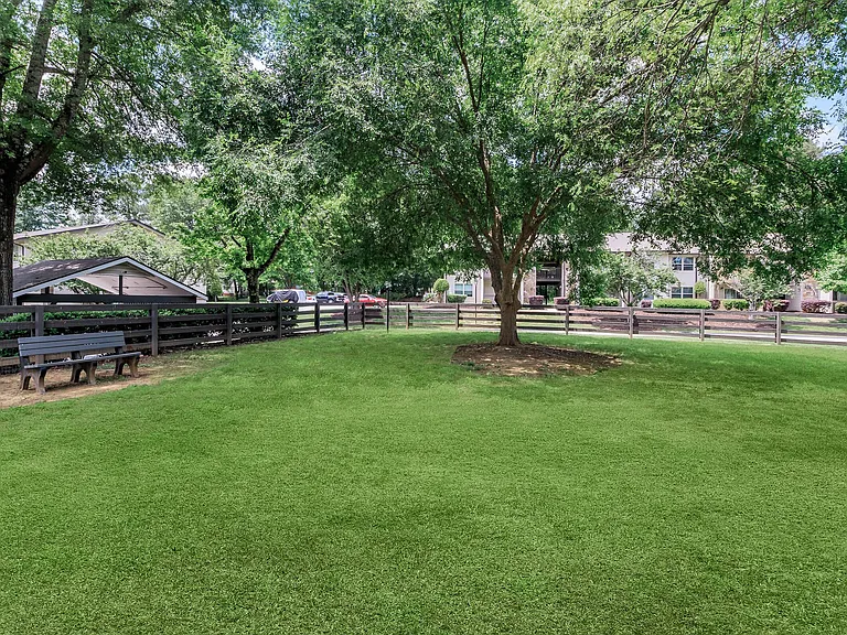 Laurel Ridge Apartments — Photo 74