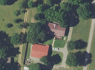 1286 Smiley Troutt Rd, Bethpage, TN 37022