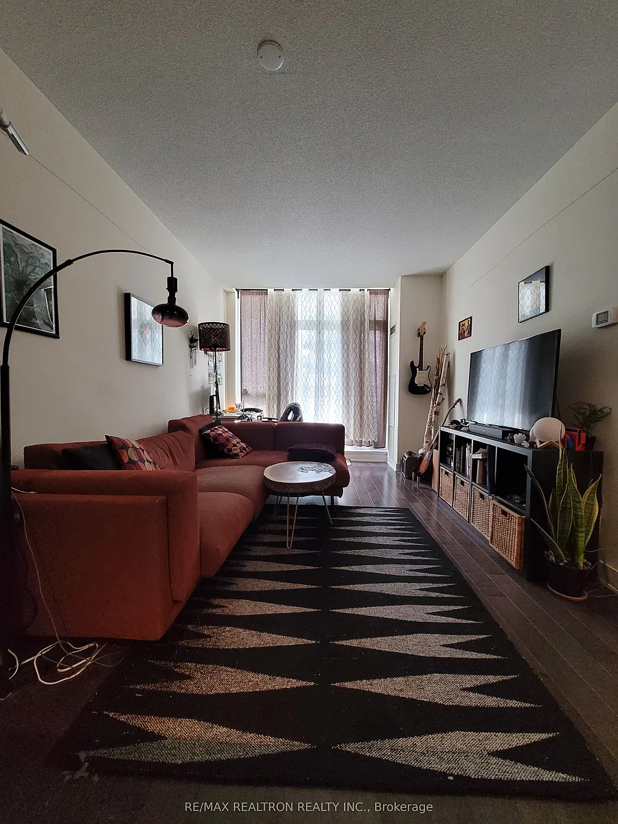 Building Photo - 4070 Confederation Pkwy #201