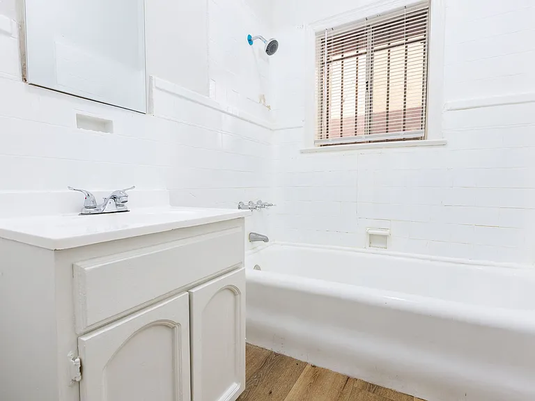 739 S Normandie Ave #107 — Photo 8