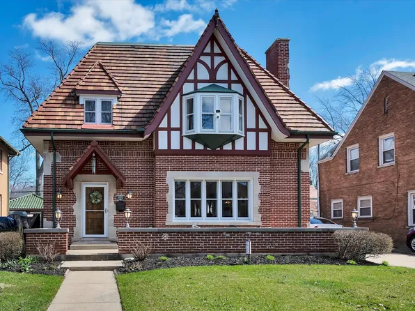 10333 S Bell Ave, Chicago, IL 60643