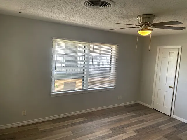 1626 Avenue Y #3 — Photo 5