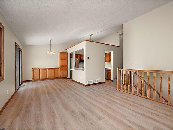 4th image of 6702 Kara Dr