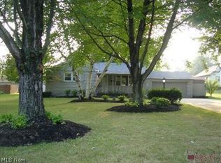 1350 Yolanda Dr, Youngstown, OH