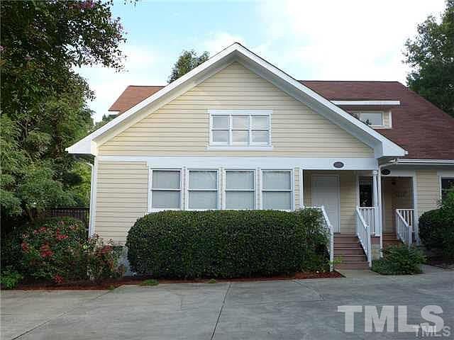 1st image of 305 McGregor Dr