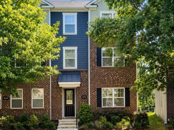 16716 Summers Walk Blvd, Davidson, NC 28036