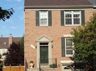 14 Loganwood Ct, Rockville, MD 20852