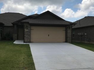 1014-1016 Merlin Cir, Norman, OK 73072