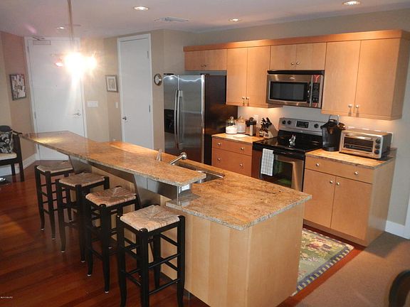 4th image of 335 Bridge St NW APT 1100